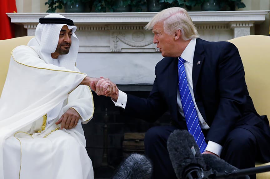 «وول ستريت جورنال»: واشنطن توسّع وصول الإمارات إلى رقائق الذكاء الاصطناعي بعد مشاركتها في الهجمات على إيران!
